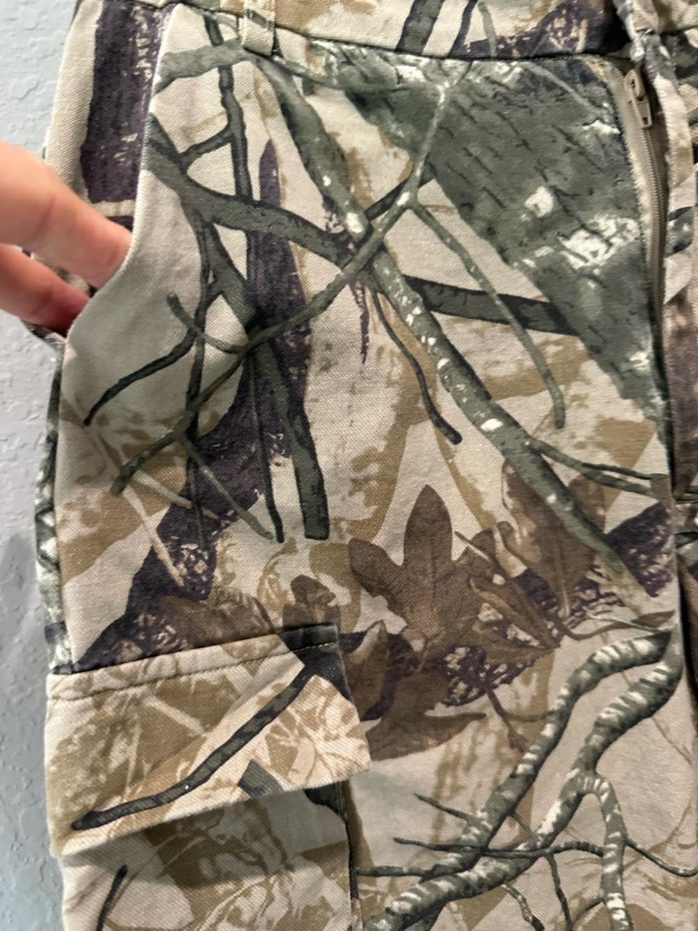 Pretty Little Thing Camo Cargo Pants Sz 4 - Picture 5 of 11